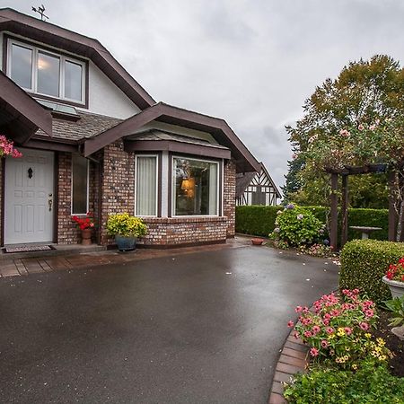 Laurel'S Cottage By Elevate Rooms Qualicum Beach Eksteriør bilde